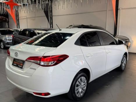 TOYOTA Yaris Sedan 1.5 16V 4P FLEX XL MULTIDRIVE AUTOMÁTICO CVT, Foto 11