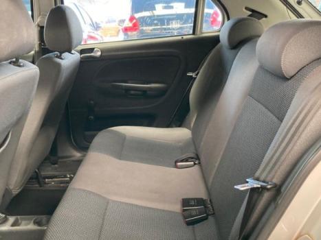 VOLKSWAGEN Gol 1.6 MI 4P, Foto 6