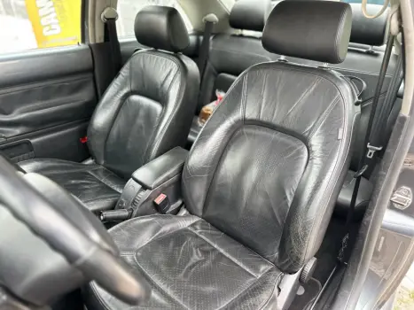 VOLKSWAGEN New Beetle 2.0 MI AUTOM�TICO, Foto 14