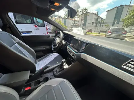 VOLKSWAGEN Nivus 1.0 4P FLEX 200 TSI HIGHLINE TURBO AUTOM�TICO, Foto 8