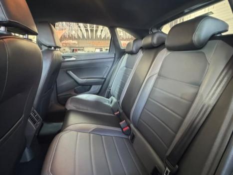 VOLKSWAGEN Nivus 1.0 4P FLEX 200 TSI HIGHLINE TURBO AUTOM�TICO, Foto 10
