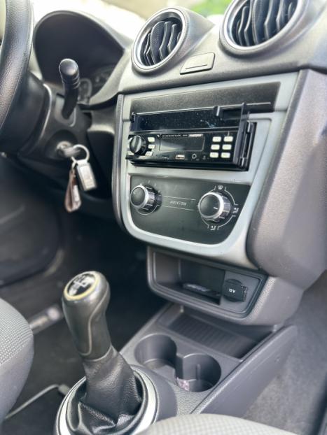 VOLKSWAGEN Saveiro 1.6 CABINE ESTENDIDA FLEX, Foto 12