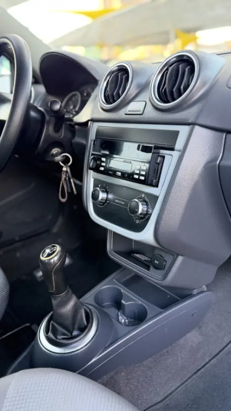 VOLKSWAGEN Saveiro 1.6 G5 TREND CABINE ESTENDIDA FLEX, Foto 14