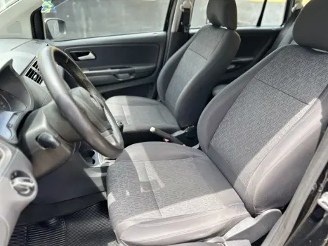 VOLKSWAGEN Space Fox 1.6 4P FLEX I-TREND, Foto 13