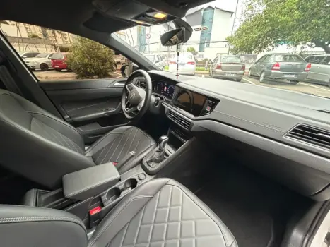 VOLKSWAGEN Virtus 1.4 4P 250 TSI EXCLUSIVE AUTOM�TICO, Foto 8