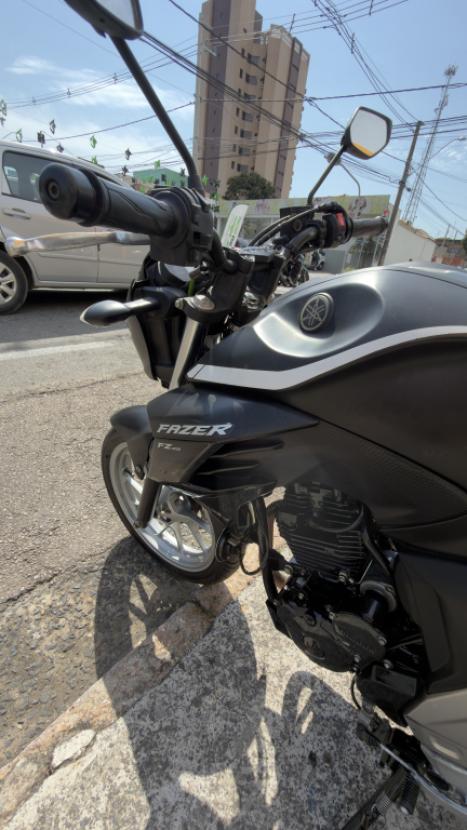 YAMAHA FZ 25 250 Fazer Flex , Foto 1
