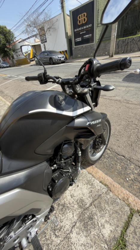YAMAHA FZ 25 250 Fazer Flex , Foto 2