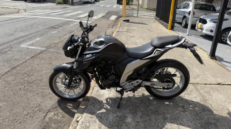 YAMAHA FZ 25 250 Fazer Flex , Foto 4