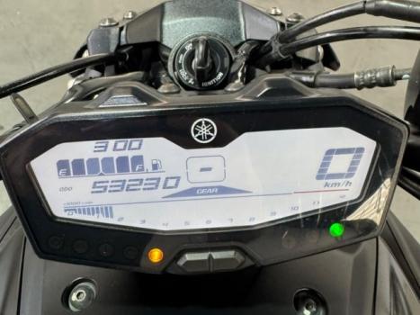 YAMAHA MT-07 700 ABS, Foto 4