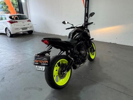 YAMAHA MT-07 700 ABS, Foto 7