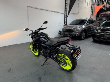 YAMAHA MT-07 700 ABS, Foto 9
