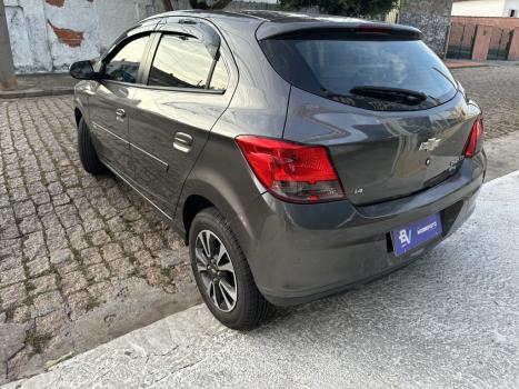 CHEVROLET Onix Hatch 1.4 4P FLEX LTZ, Foto 4