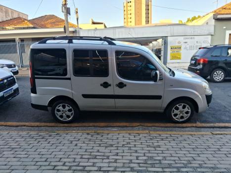 FIAT Doblo 1.8 16V 4P FLEX ESSENCE 7 LUGARES, Foto 3