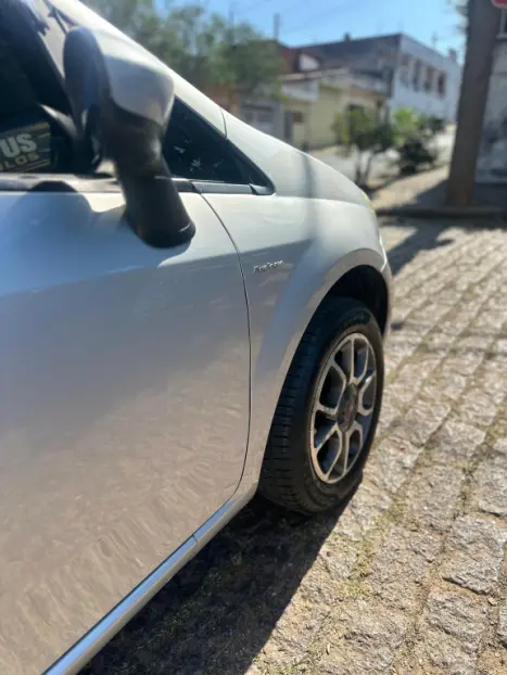 FIAT Punto 1.8 16V 4P FLEX ESSENCE DUALOGIC AUTOMATIZADO, Foto 11