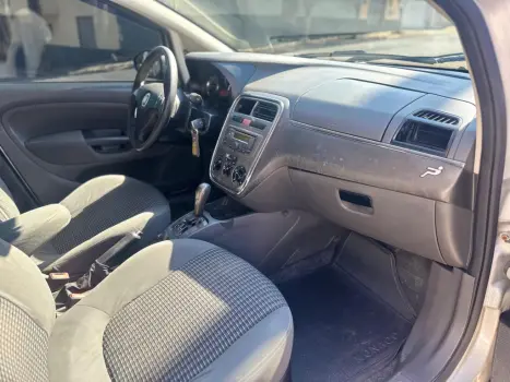 FIAT Punto 1.8 16V 4P FLEX ESSENCE DUALOGIC AUTOMATIZADO, Foto 14