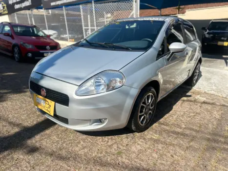 FIAT Punto 1.8 16V 4P FLEX ESSENCE DUALOGIC AUTOMATIZADO, Foto 3