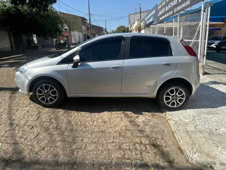 FIAT Punto 1.8 16V 4P FLEX ESSENCE DUALOGIC AUTOMATIZADO, Foto 7