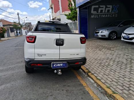 FIAT Toro 2.0 16V 4P VOLCANO 4WD TURBO DIESEL AUTOMTICO, Foto 4