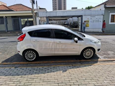 FORD Fiesta Hatch 1.6 16V 4P FLEX TITANIUM POWERSHIFT AUTOMTICO, Foto 3