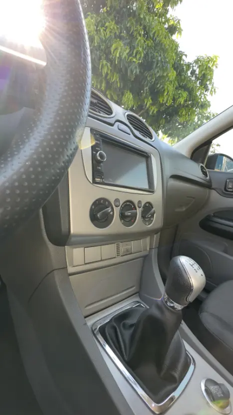 FORD Focus Hatch 1.6 16V 4P SE FLEX, Foto 16