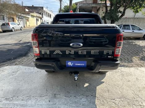 FORD Ranger 2.2 16V BLACK DIESEL CABINE DUPLA AUTOMTICO, Foto 5
