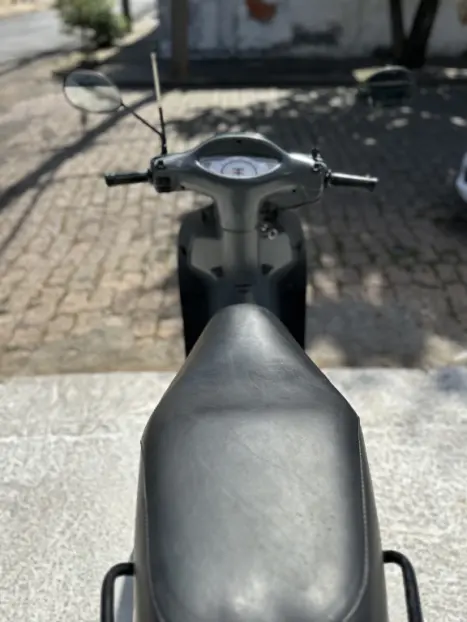 HONDA Biz 100 ES, Foto 13