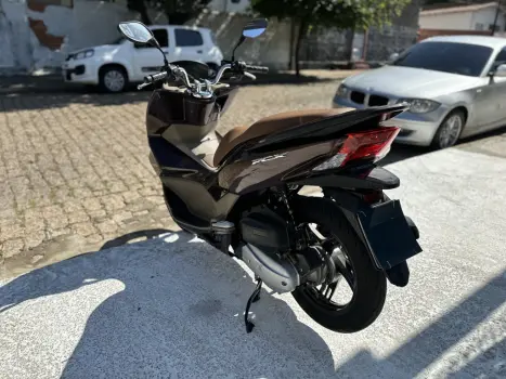 HONDA PCX 150 DLX, Foto 6
