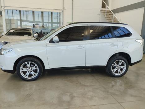 MITSUBISHI Outlander 2.0 16V 4P AUTOMTICO, Foto 9