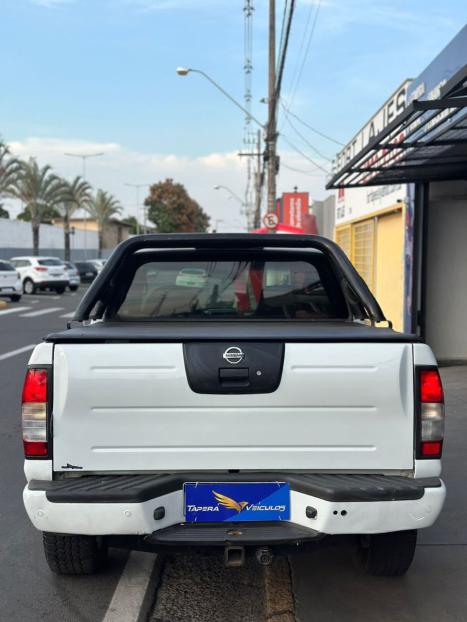 NISSAN Frontier 2.8 4X4 XE TURBO DIESEL CABINE DUPLA, Foto 5