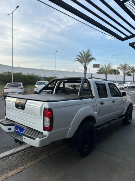 NISSAN Frontier 2.8 4X4 XE TURBO DIESEL CABINE DUPLA, Foto 6