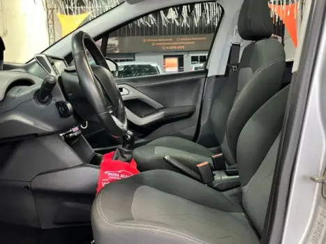 PEUGEOT 208 1.2 12V 4P ALLURE FLEX, Foto 9