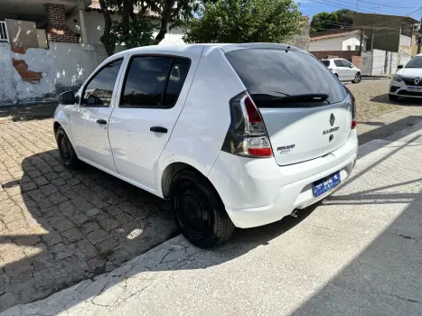 RENAULT Sandero 1.0 16V 4P FLEX AUTHENTIQUE, Foto 4