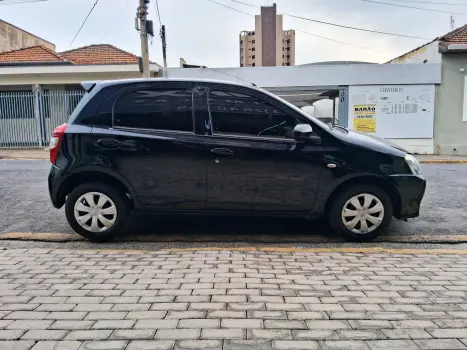 TOYOTA Etios Hatch 1.3 16V 4P FLEX X, Foto 3