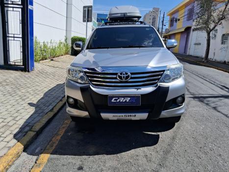 TOYOTA Hilux SW4 2.7 16V 4P FLEX SR 7 LUGARES AUTOMTICO, Foto 4
