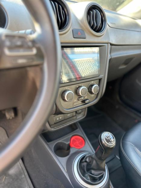 VOLKSWAGEN Saveiro 1.6 G4 FLEX CROSS CABINE ESTENDIDA, Foto 15