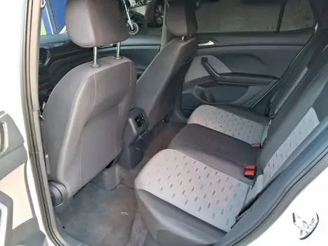 VOLKSWAGEN T-Cross 1.0 4P 200 TSI FLEX COMFORTLINE AUTOMTICO, Foto 5