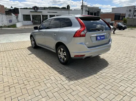 VOLVO XC60 2.0 4P COMFORT T5 TURBO AUTOMTICO, Foto 9