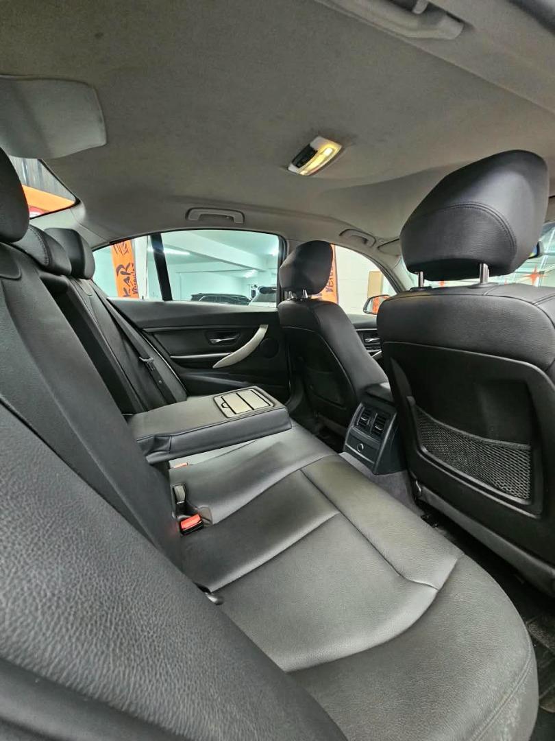 BMW 320I - Foto