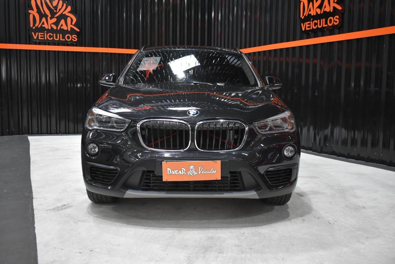 BMW X1 - Foto