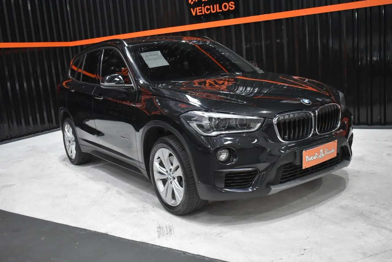 BMW X1 - Foto