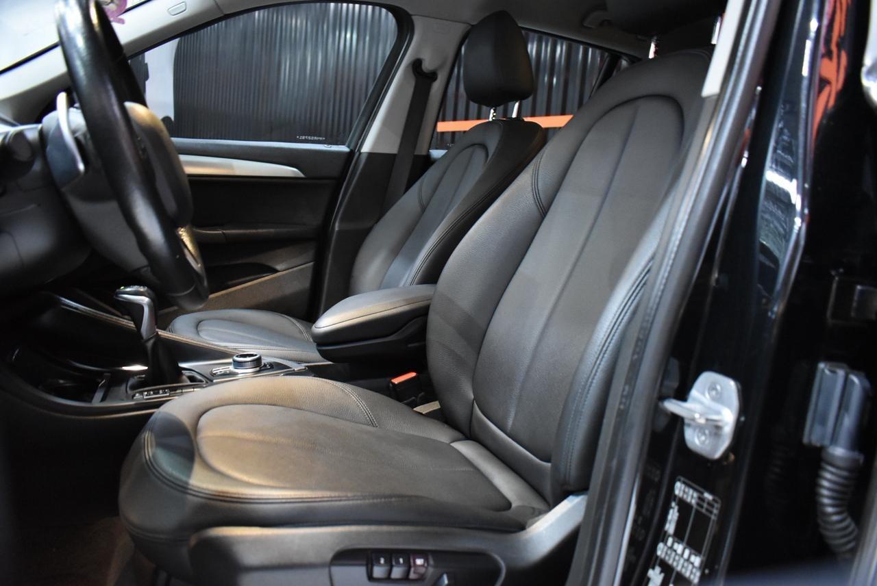 BMW X1 - Foto