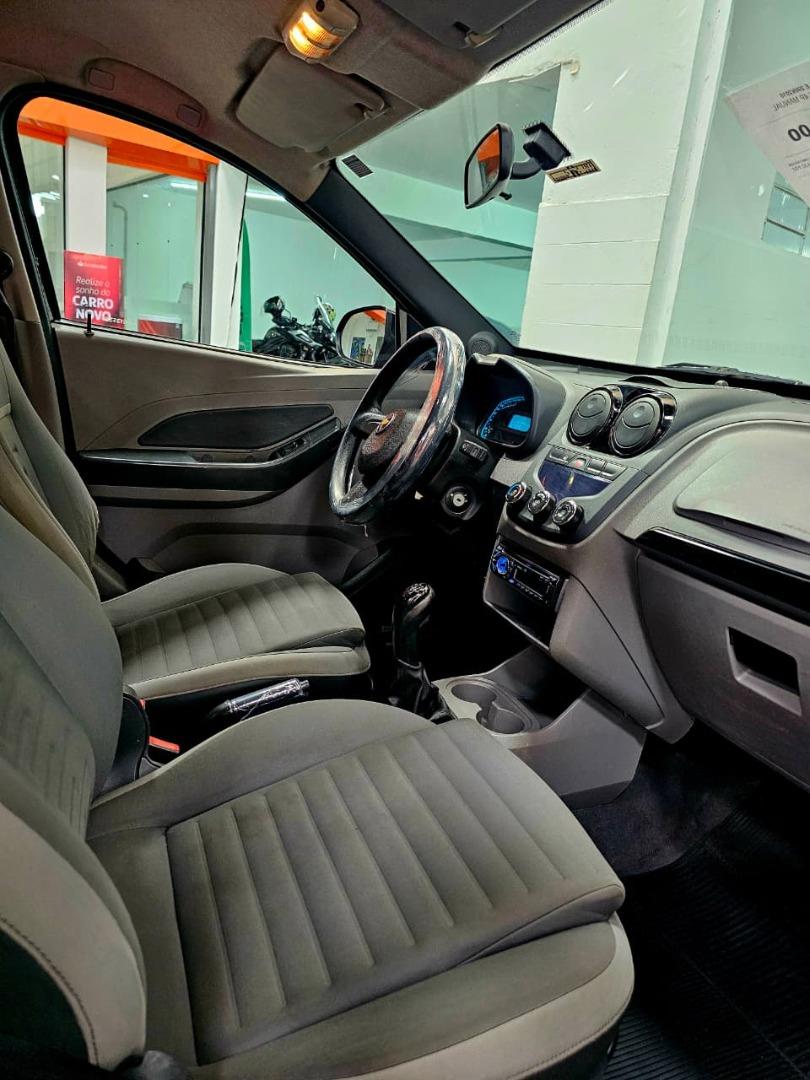 CHEVROLET Agile - Foto