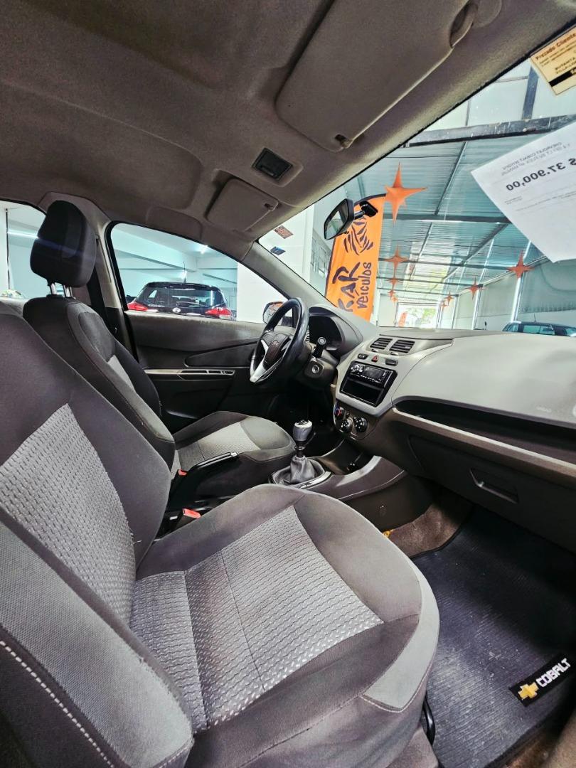 CHEVROLET Cobalt - Foto