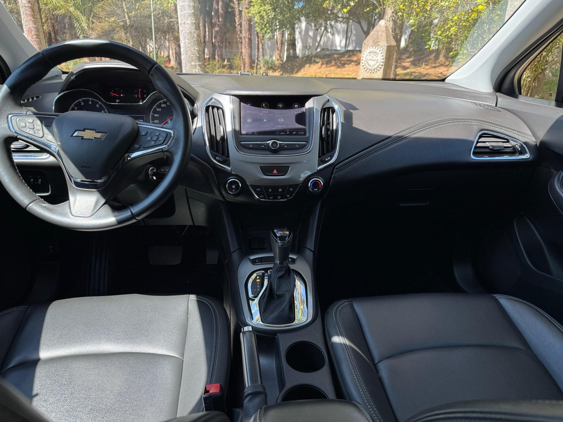 CHEVROLET Cruze Hatch - Foto