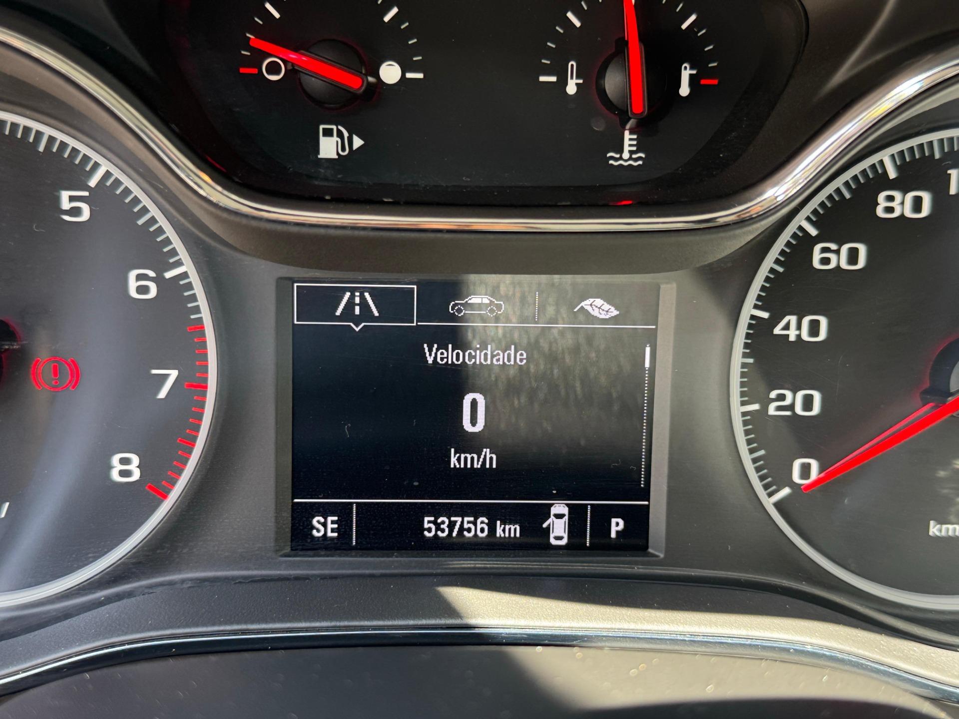 CHEVROLET Cruze Hatch - Foto