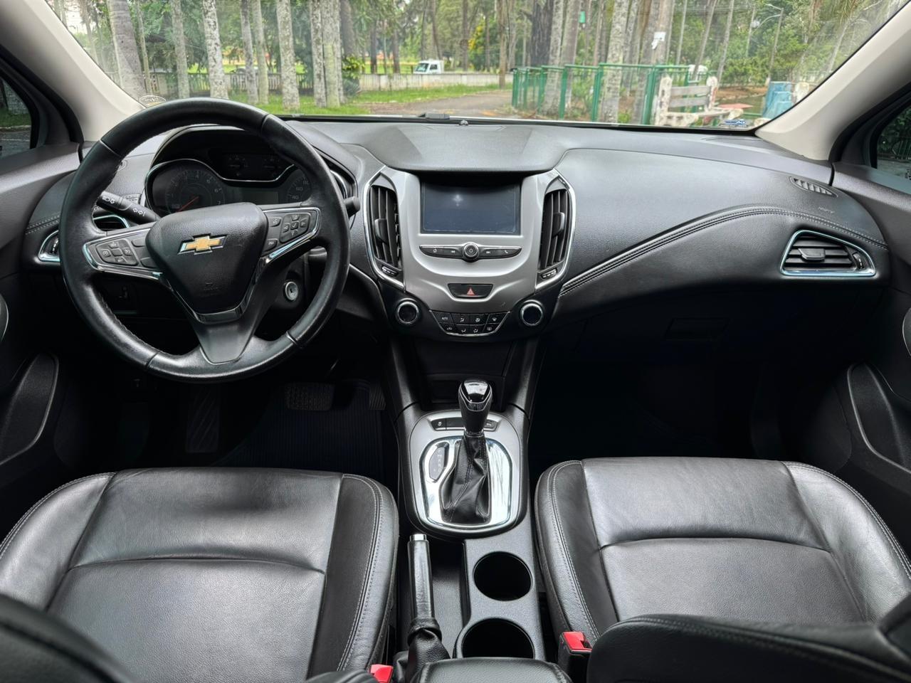 CHEVROLET Cruze Hatch - Foto