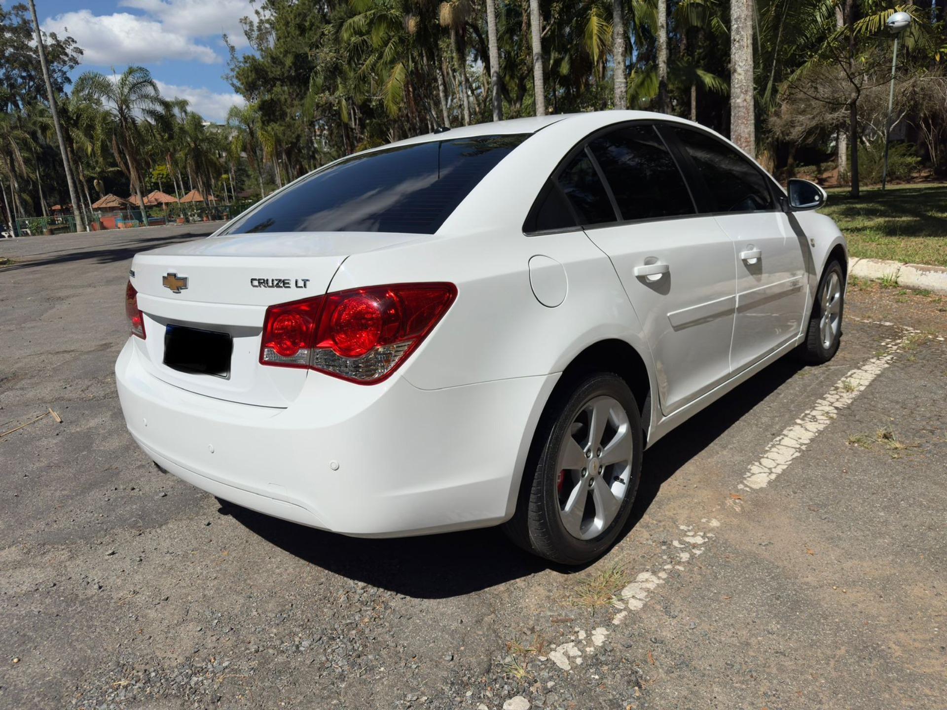 CHEVROLET Cruze Sedan - Foto