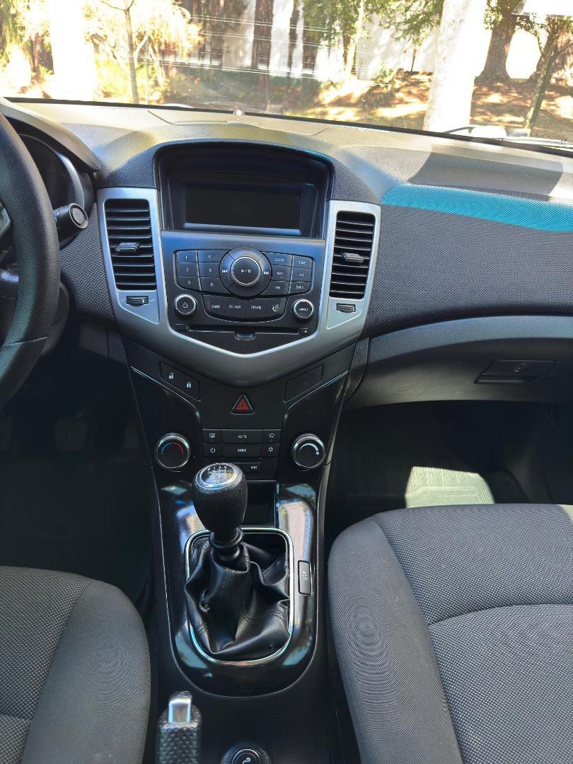 CHEVROLET Cruze Sedan - Foto