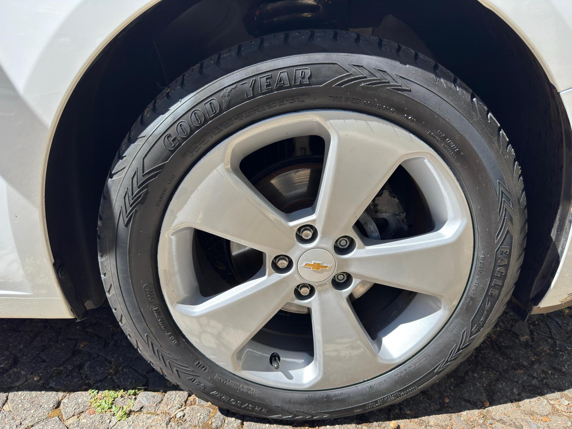 CHEVROLET Cruze Sedan - Foto