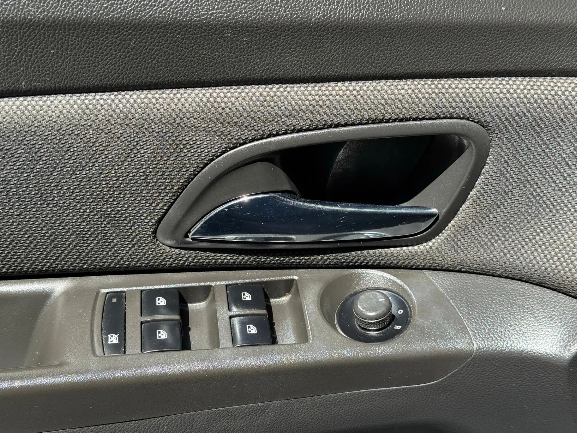 CHEVROLET Cruze Sedan - Foto